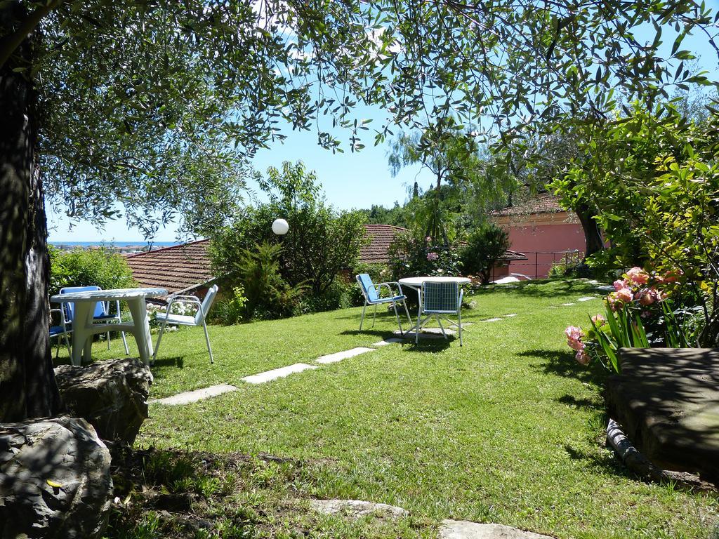 Garden Lodge Chiavari Eksteriør billede